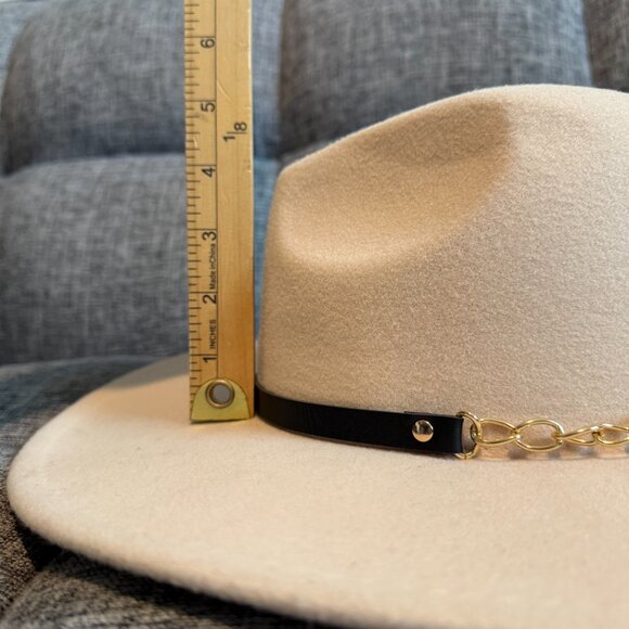 Cream Wide Brim Felt Hat with Black Band & Gold Chain Detail Adjustable Fit - Picture 6 of 13
